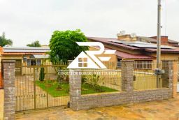 https://img.olx.com.br/thumbs256x256/73/737537637002140.jpg