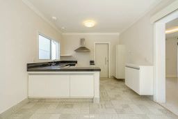 https://img.olx.com.br/thumbs256x256/73/737548767648928.jpg