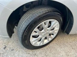 https://img.olx.com.br/thumbs256x256/73/737557157092590.jpg