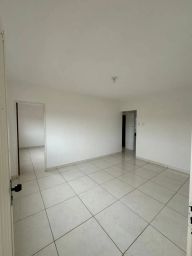 https://img.olx.com.br/thumbs256x256/73/737592875386239.jpg