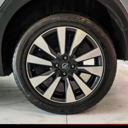 https://img.olx.com.br/thumbs256x256/73/737677319226075.jpg