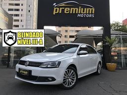 VOLKSWAGEN JETTA 2014/2014 2.0 TSI HIGHLINE 211CV GASOLINA 4P TIPTRONIC - 2014