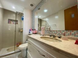 https://img.olx.com.br/thumbs256x256/73/738595525676518.jpg