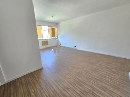 https://img.olx.com.br/thumbs256x256/74/740546643382864.jpg