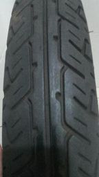 Vendo pneu 2 .75 /17 seme novo com 500 km rodado