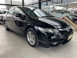 https://img.olx.com.br/thumbs256x256/74/744516760175803.jpg
