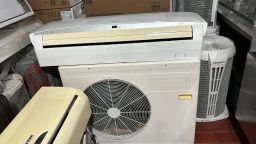 https://img.olx.com.br/thumbs256x256/74/744542753750381.jpg
