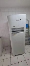 https://img.olx.com.br/thumbs256x256/74/744577514007210.jpg