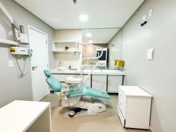 https://img.olx.com.br/thumbs256x256/74/745521643476401.jpg