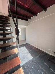 https://img.olx.com.br/thumbs256x256/74/745579281135681.jpg