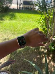 Título do anúncio: Apple Watch Serie 4 Rosé 40mm.