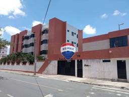 Título do anúncio: Apartamento à venda com 3 quartos sendo 1 suíte por R$ 160.000 no Catolé