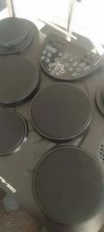 https://img.olx.com.br/thumbs256x256/74/747418306746295.jpg