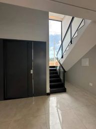 https://img.olx.com.br/thumbs256x256/74/747520885006866.jpg
