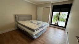 https://img.olx.com.br/thumbs256x256/74/747566323529673.jpg