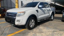 https://img.olx.com.br/thumbs256x256/74/747606311555815.jpg