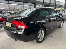 https://img.olx.com.br/thumbs256x256/74/749548764789862.jpg