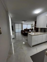 https://img.olx.com.br/thumbs256x256/75/750501762077587.jpg