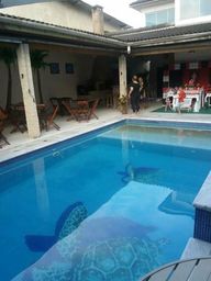 Casa com piscina aluga p/festa