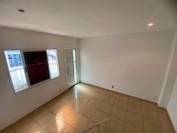 https://img.olx.com.br/thumbs256x256/75/752662680331327.jpg