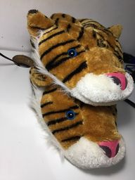 Título do anúncio: Pantufa tigre animal, adulto e crianca, fofa