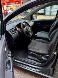 https://img.olx.com.br/thumbs256x256/75/754668549039377.jpg