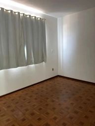 https://img.olx.com.br/thumbs256x256/75/755535164003270.jpg
