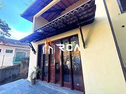 https://img.olx.com.br/thumbs256x256/75/755539403042045.jpg