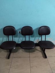 Longarina 3 Lugares Em �timo Estado