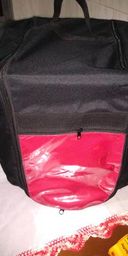 Mochilas de pizza e restaurantes