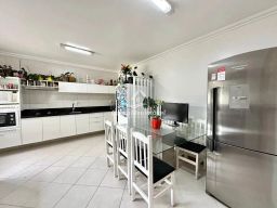 https://img.olx.com.br/thumbs256x256/75/757512406725960.jpg