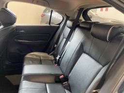 https://img.olx.com.br/thumbs256x256/75/757677310025680.jpg