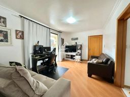 https://img.olx.com.br/thumbs256x256/75/758539644393677.jpg
