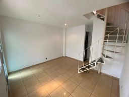https://img.olx.com.br/thumbs256x256/75/759680329221360.jpg