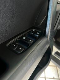 https://img.olx.com.br/thumbs256x256/76/760675435172433.jpg