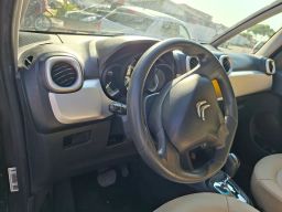 https://img.olx.com.br/thumbs256x256/76/763647676657575.jpg