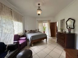 https://img.olx.com.br/thumbs256x256/76/764567638218263.jpg
