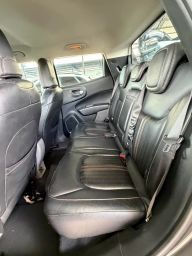 https://img.olx.com.br/thumbs256x256/76/764684786647261.jpg