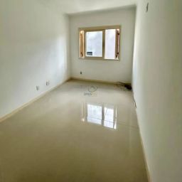 https://img.olx.com.br/thumbs256x256/76/765501273408637.jpg
