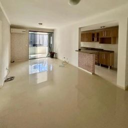 https://img.olx.com.br/thumbs256x256/76/765524757353123.jpg