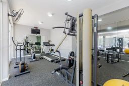 https://img.olx.com.br/thumbs256x256/76/765544888581181.jpg