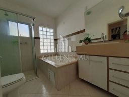 https://img.olx.com.br/thumbs256x256/76/765574769190135.jpg