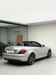 https://img.olx.com.br/thumbs256x256/76/765670209231351.jpg