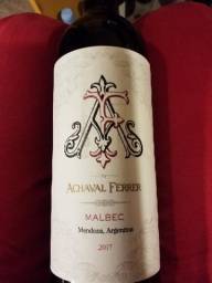 Título do anúncio: Vinho da Argentina Achaval Ferrer Malbec Blend 67 reais