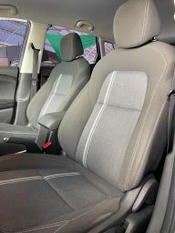 https://img.olx.com.br/thumbs256x256/76/766677548144469.jpg