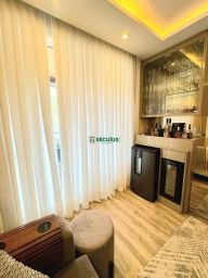 https://img.olx.com.br/thumbs256x256/76/767504523805828.jpg