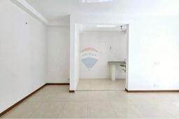 https://img.olx.com.br/thumbs256x256/76/767506647384781.jpg