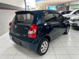 https://img.olx.com.br/thumbs256x256/76/767694552657810.jpg