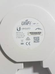 Título do anúncio: Vende-se 1 access point indoor Ubiquiti Networks UniFi AP-LR branco