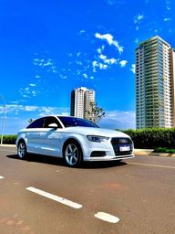 Título do anúncio: Audi A3 2018 -Ambiente - branco